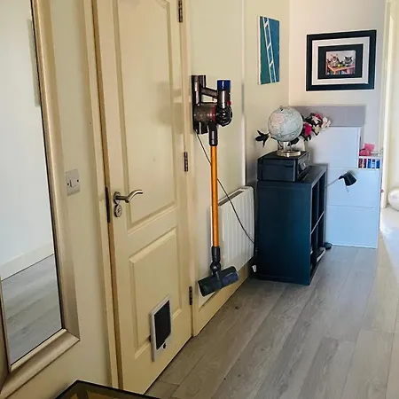 Entire Spacious 2 Bedroom 2 Bathroom * 都柏林
