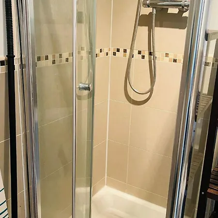 民宿 Entire Spacious 2 Bedroom 2 Bathroom